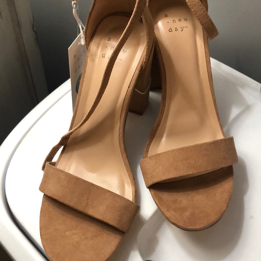 Tan Heels